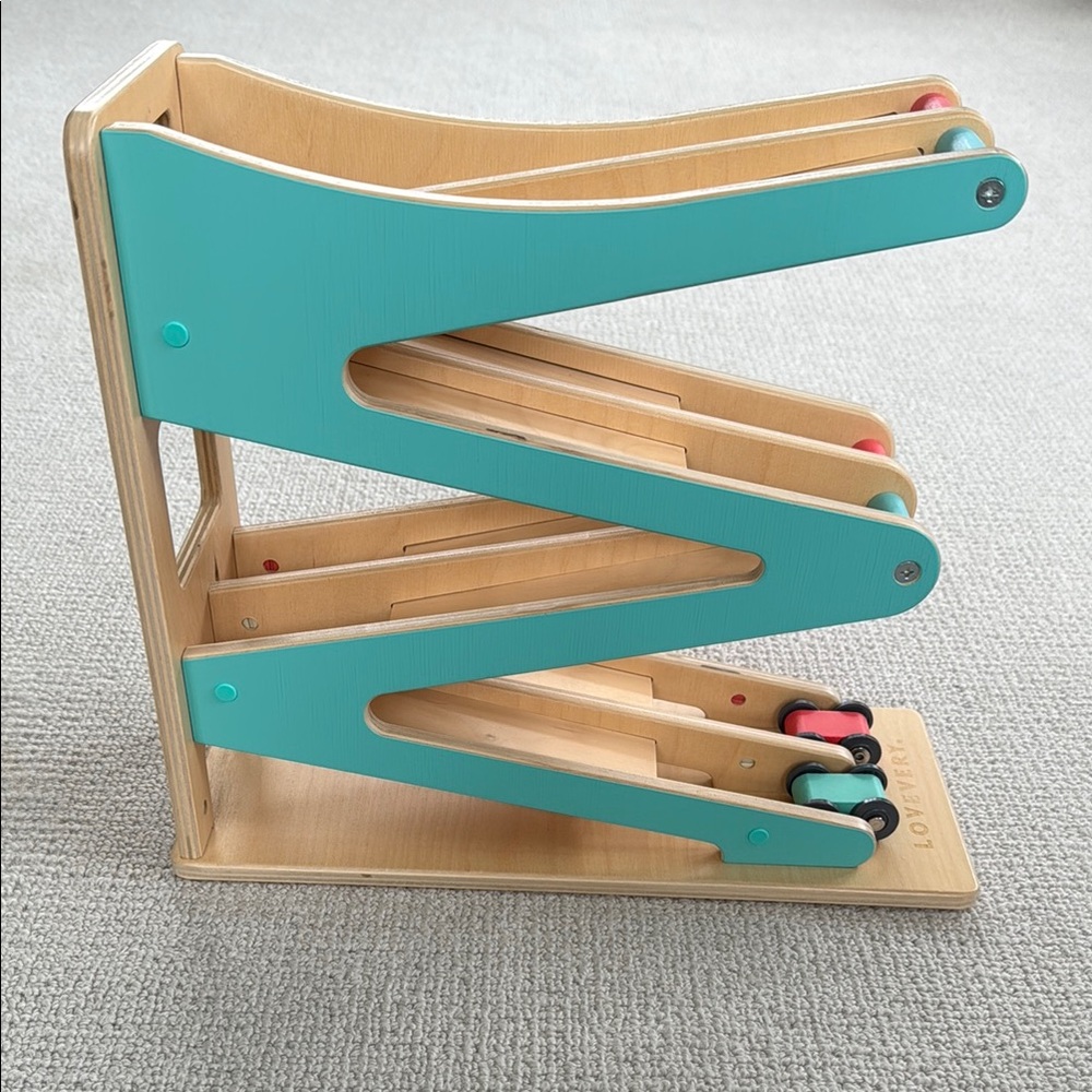 Lovevery Race and Chase Car Ramp